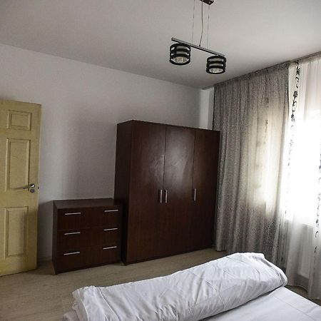 Mbi Buget Apartment Craiova Luaran gambar