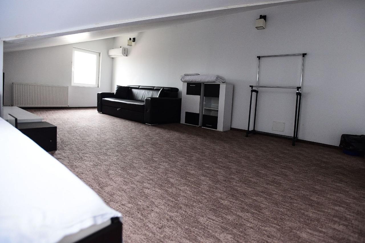 Mbi Buget Apartment Craiova Luaran gambar